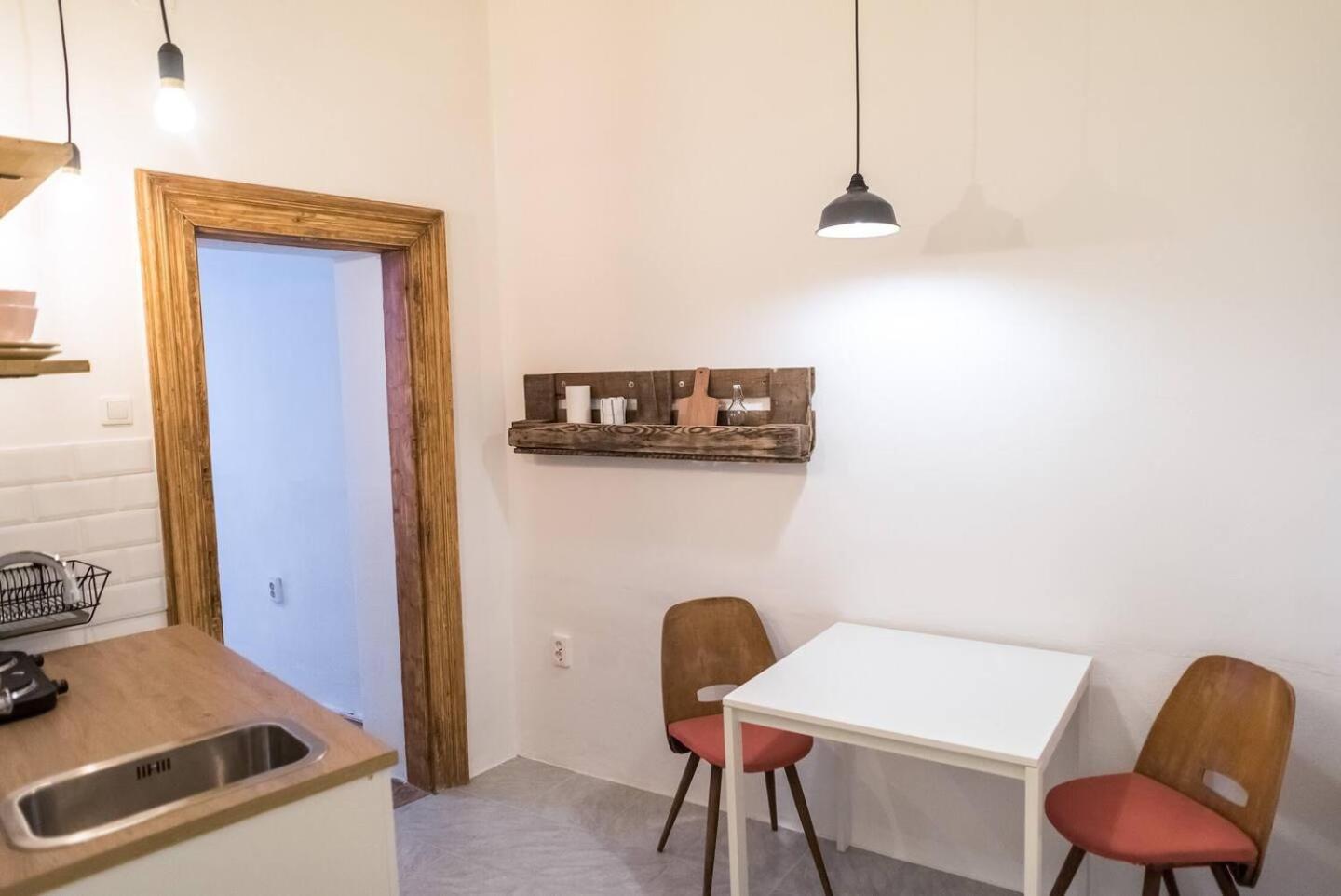 Bed'N'Beer Apartment Budapesta Exterior foto